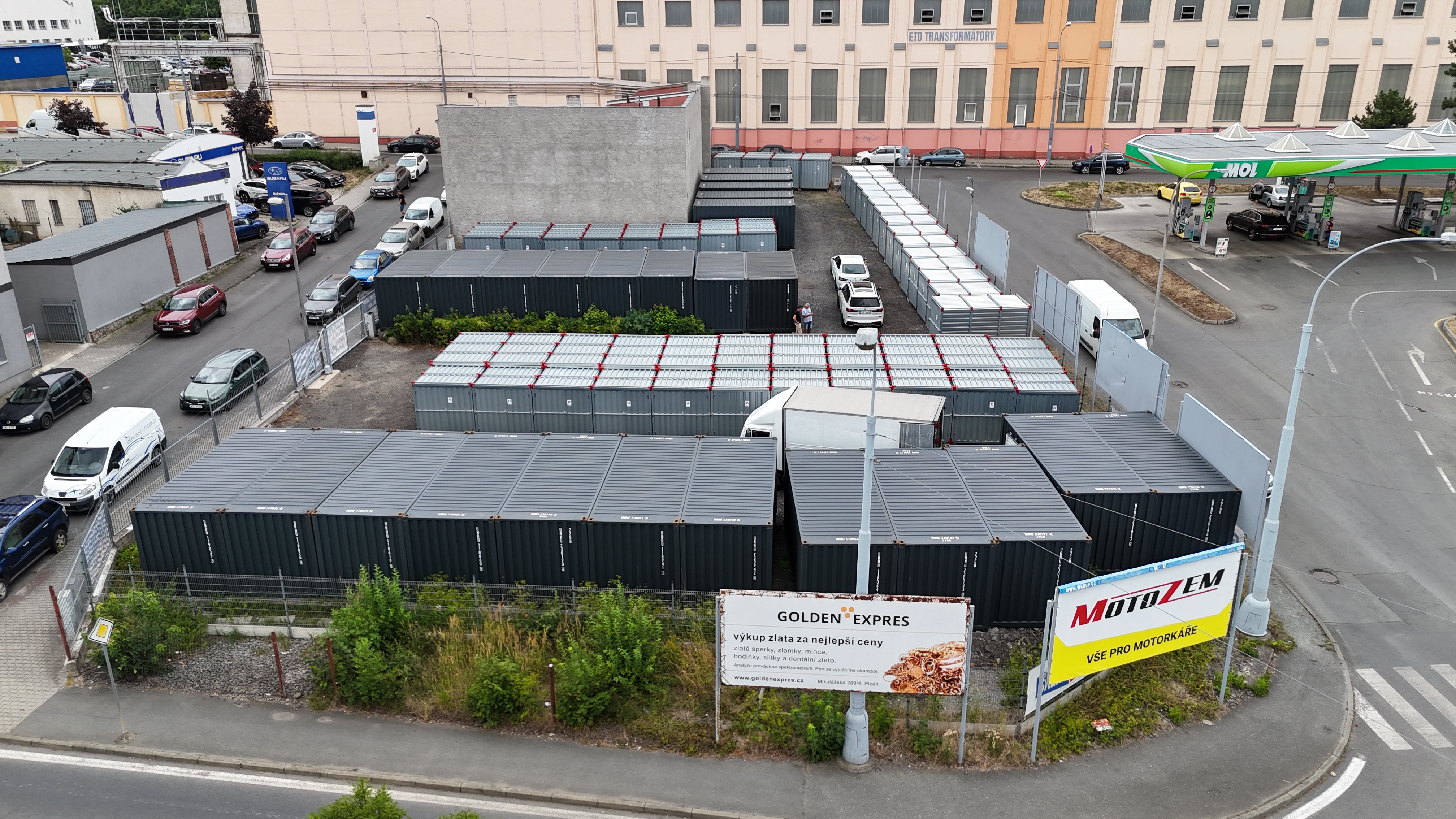 Areál skladovacích boxů Skladbox